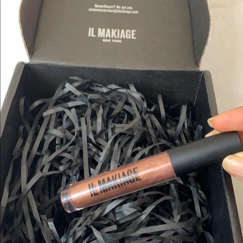 IL MAKIAGE Toffee Lipgoss
